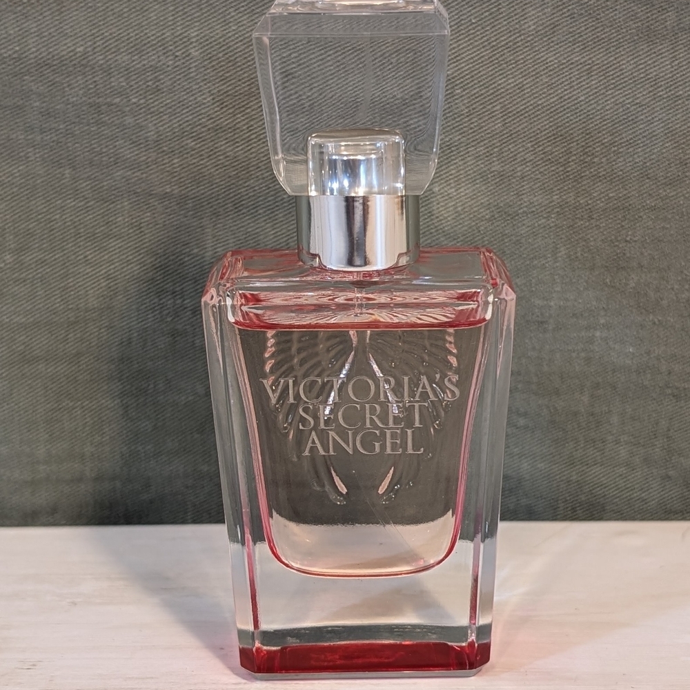 [RARE] Victoria's Secret ANGEL Eau De Parfum 2014 – 1.7oz (50ml) 3D Angel Wings